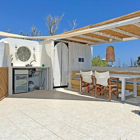 Villa Danae - Seaside Villa With Pool & Hot Tub Писо Ливади Екстериор снимка