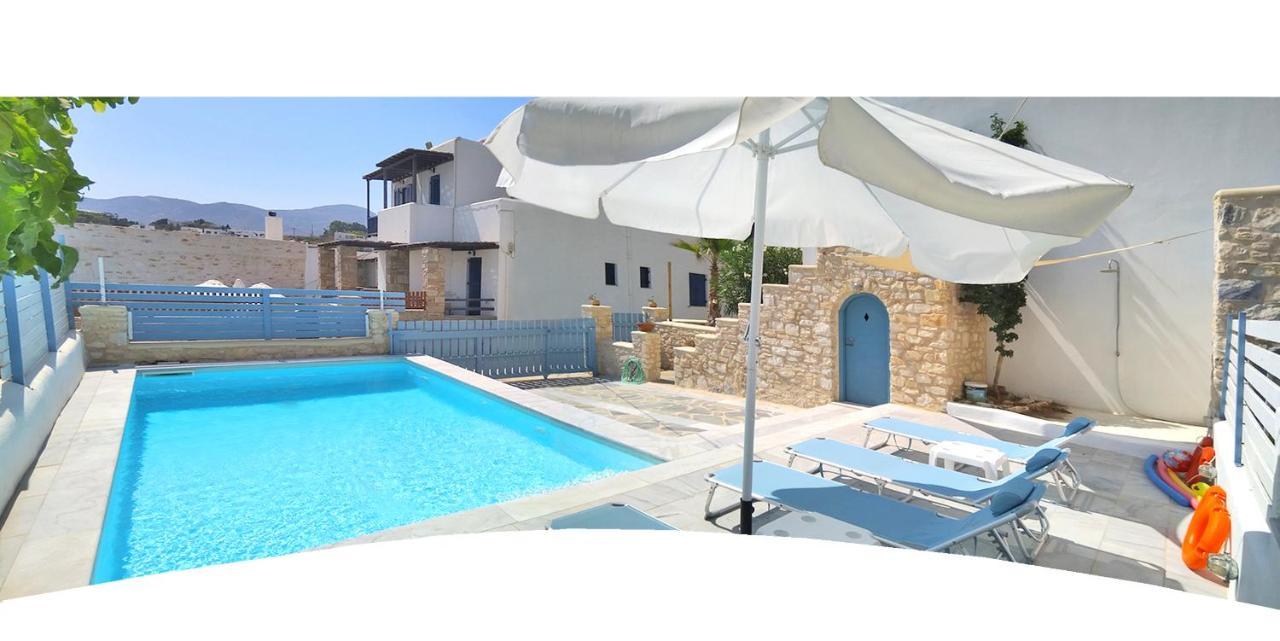 Villa Danae - Seaside Villa With Pool & Hot Tub Писо Ливади Екстериор снимка