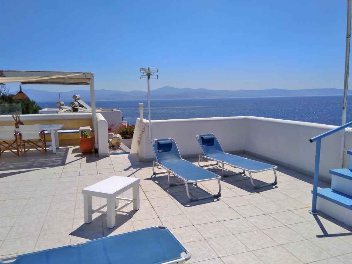 Villa Danae - Seaside Villa With Pool & Hot Tub Писо Ливади Екстериор снимка