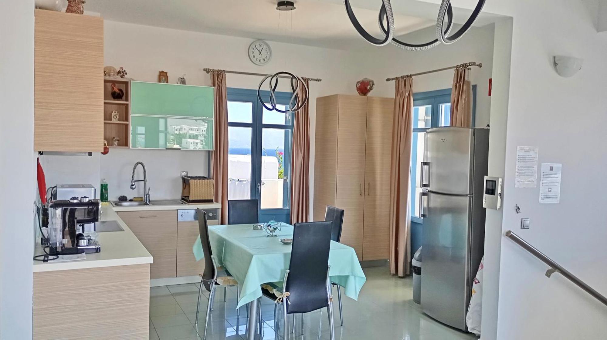 Villa Danae - Seaside Villa With Pool & Hot Tub Писо Ливади Екстериор снимка